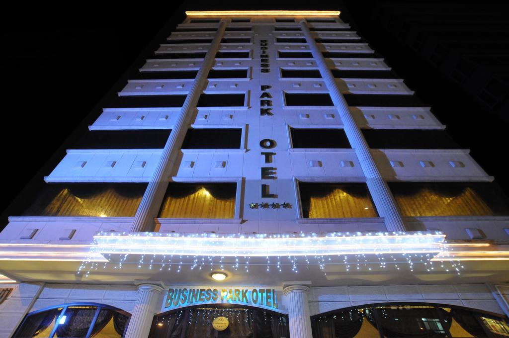 Business Park Hotel Анкара Екстериор снимка